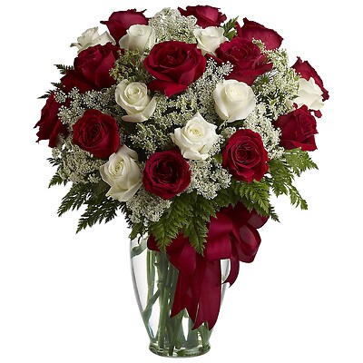 Love&amp;#039;s Divine Bouquet - Long Stemmed Roses